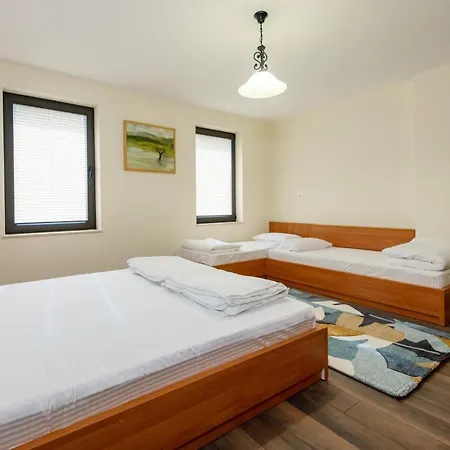 маринови Villa *