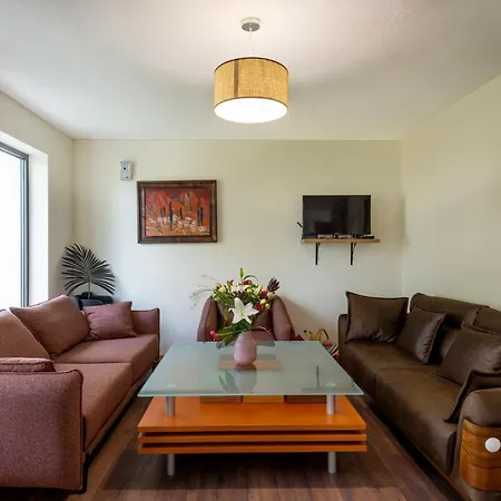 маринови Villa *